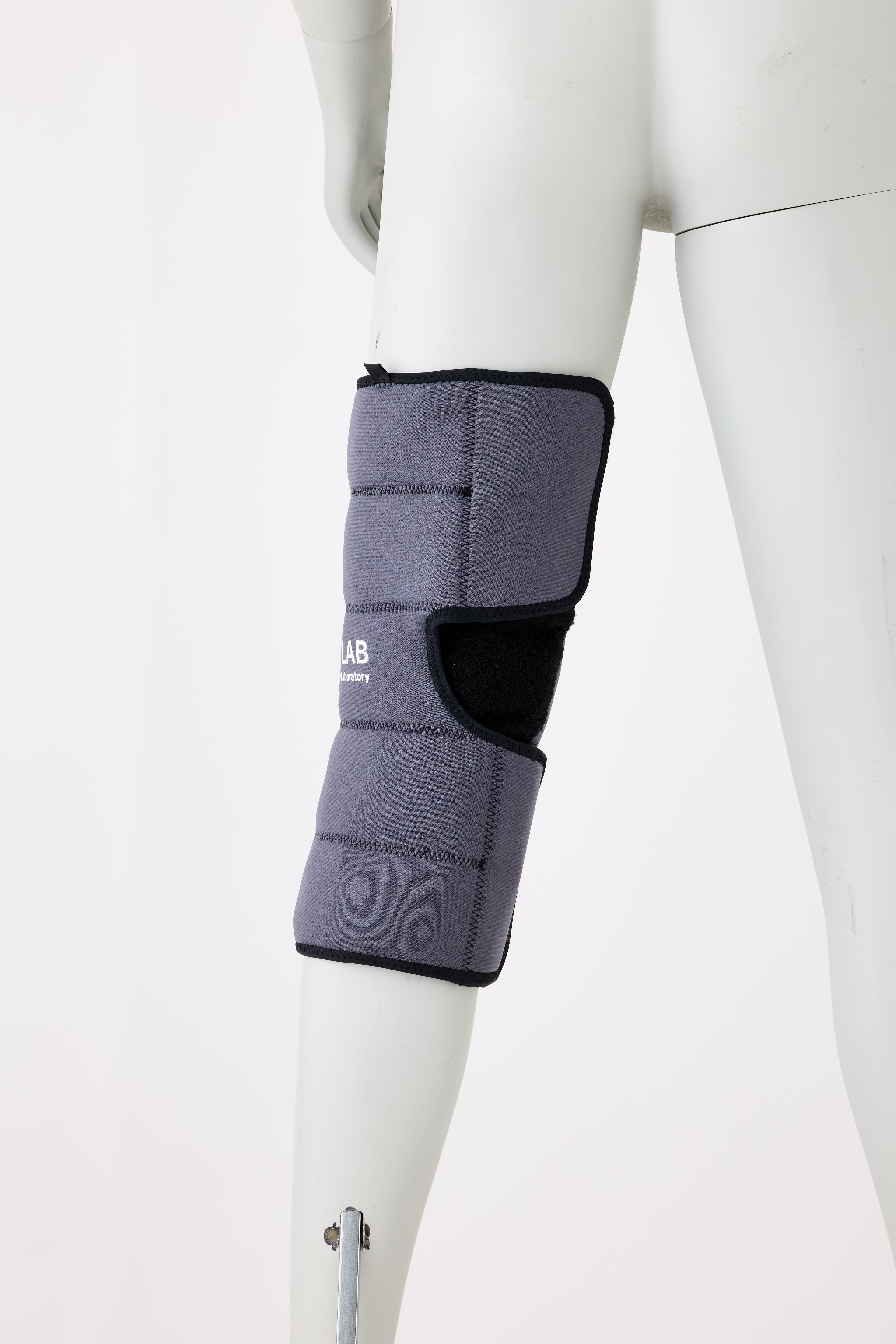 Knee pad product photo 3